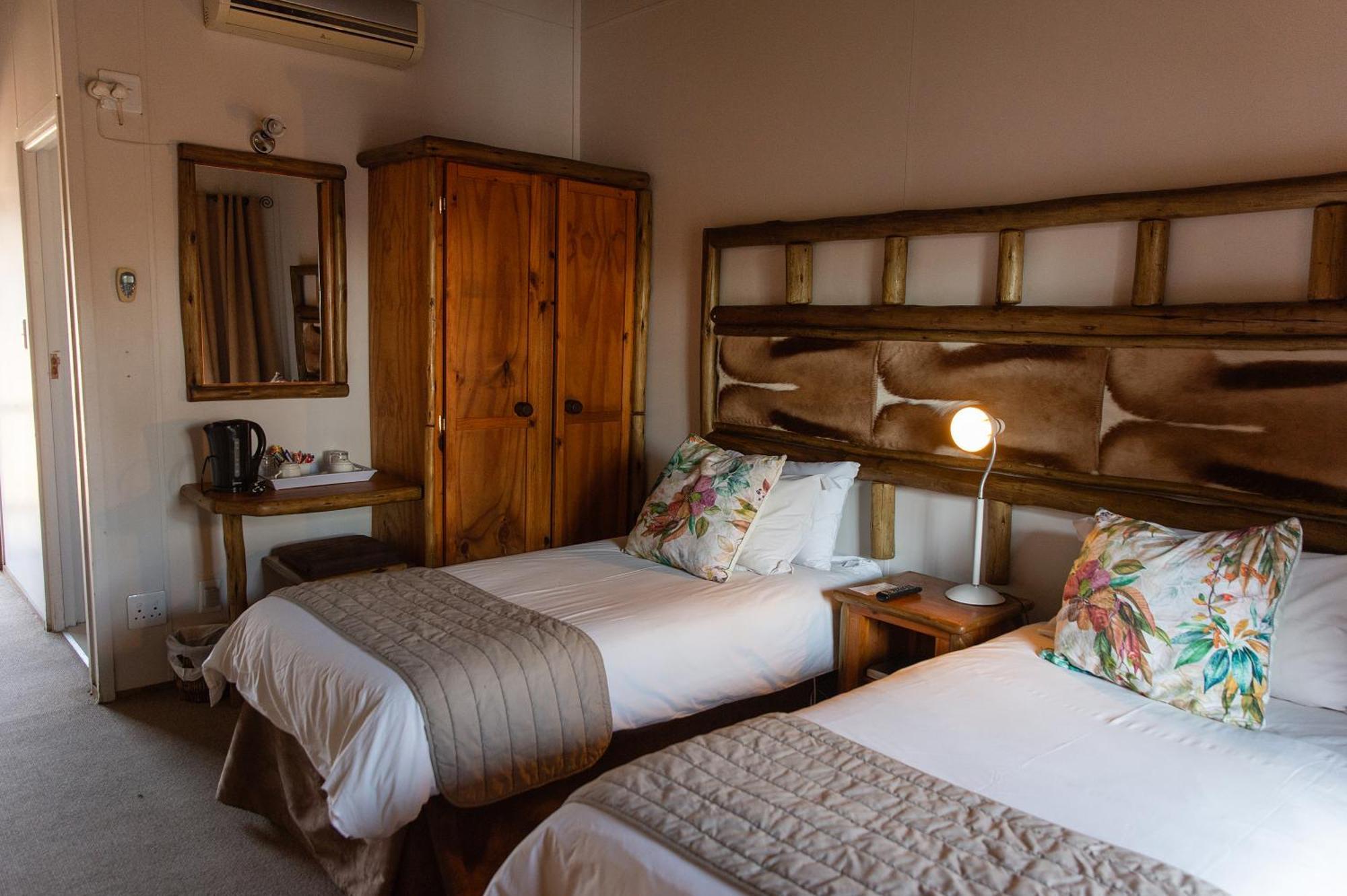 Riverside Lodge & Conference Center Aliwal North Extérieur photo